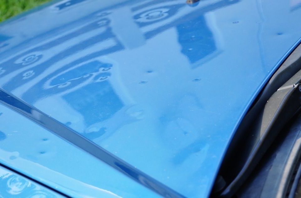 auto danneggiata dalla grandine