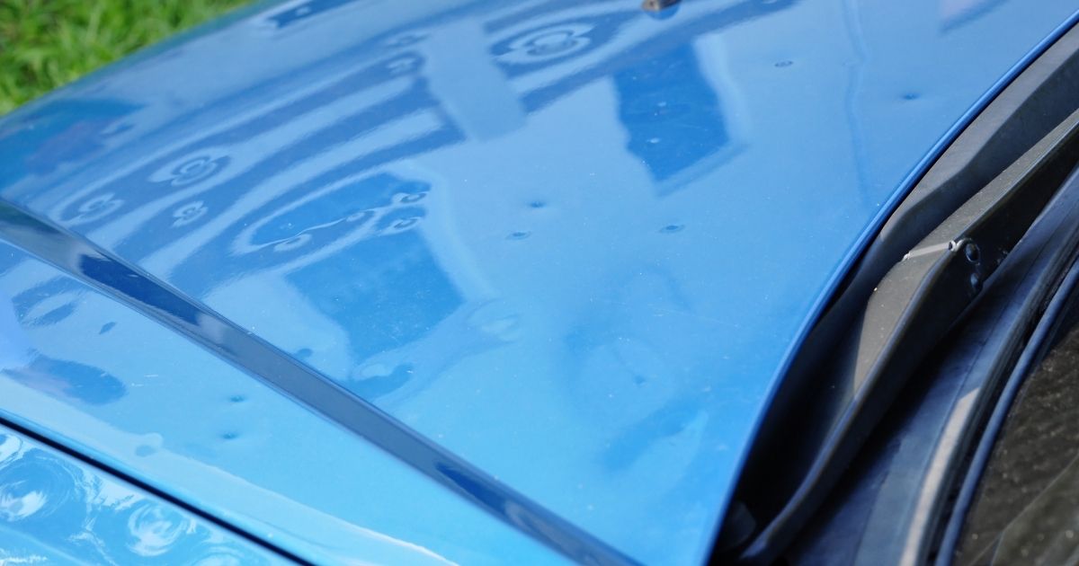 auto danneggiata dalla grandine