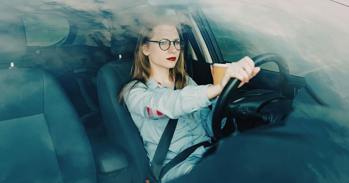 Cosa fare se grandina mentre sei in auto