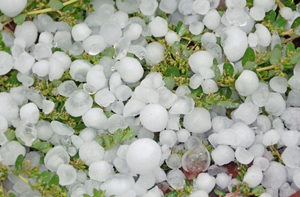 Riparazione auto grandinata Como